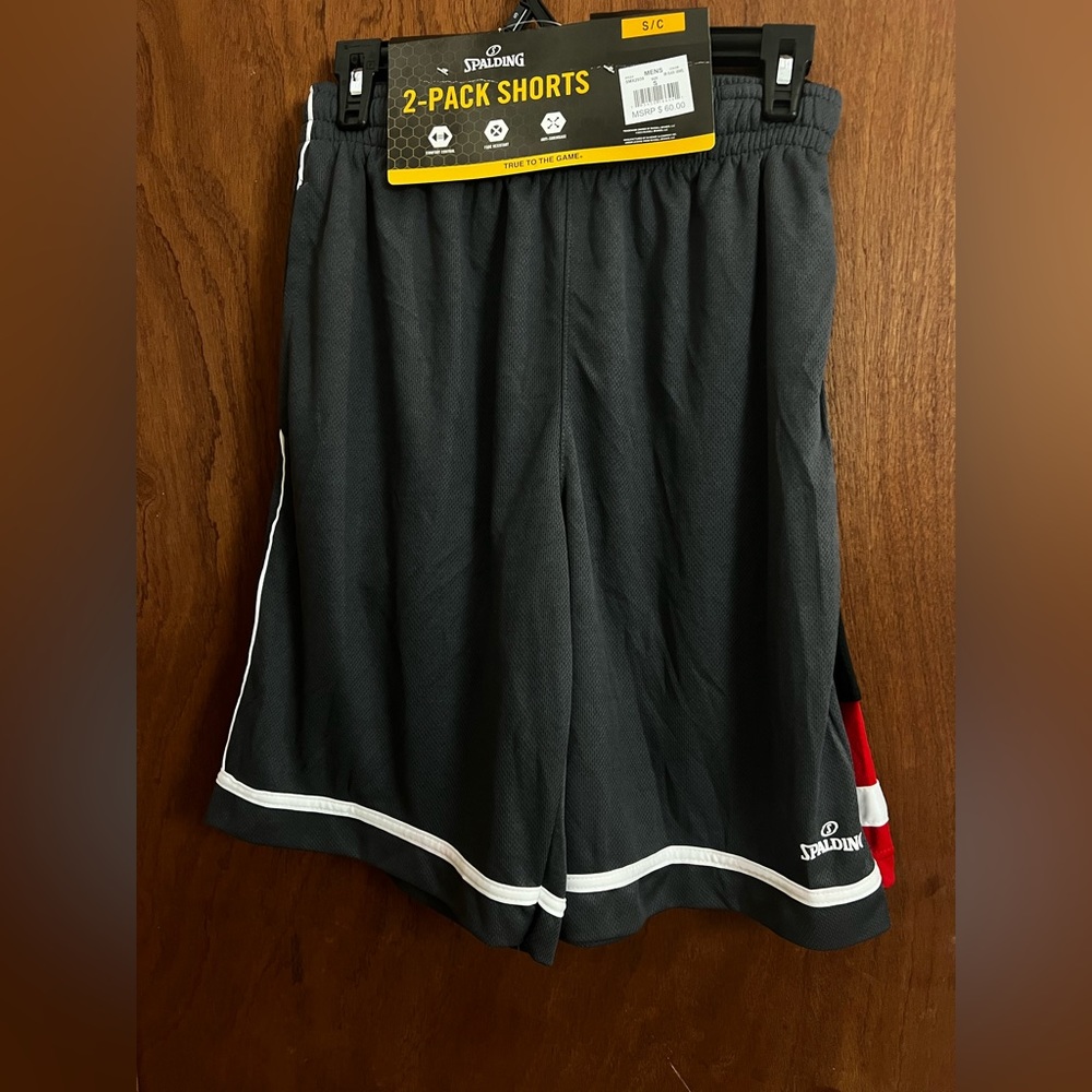 NWT- Spalding Black/Grava Men Active Short Size Small